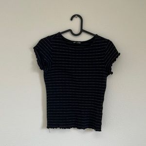 Black striped billabong shirt!